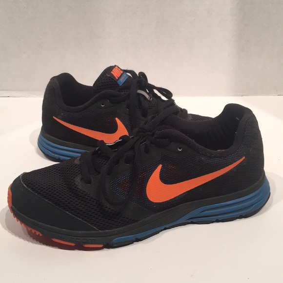 women's black and orange nike shoes
